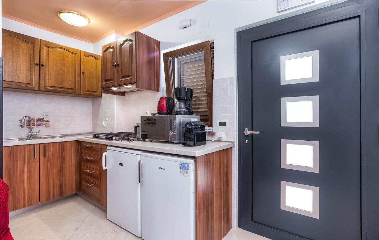 Rino Apartment Пореч Екстериор снимка