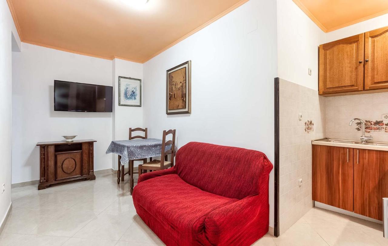 Rino Apartment Пореч Екстериор снимка