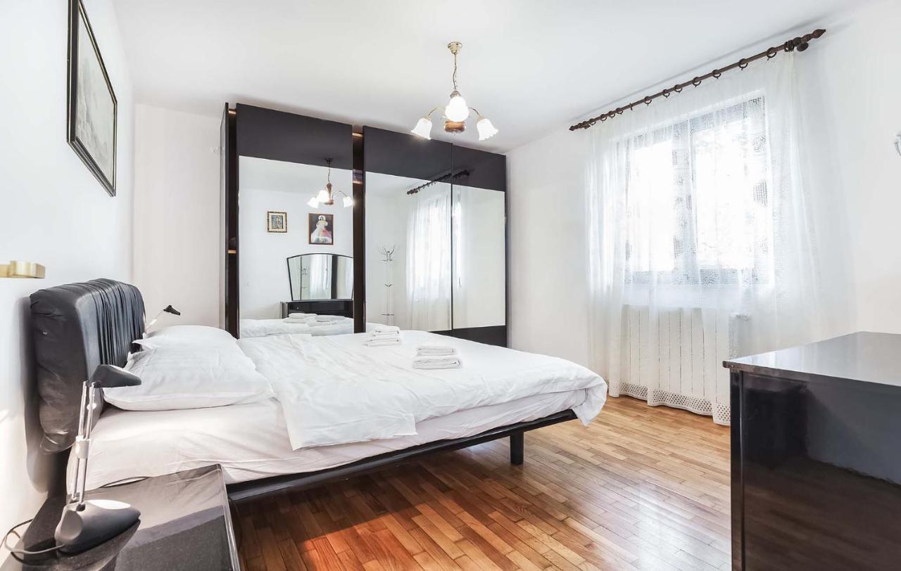 Rino Apartment Пореч Екстериор снимка
