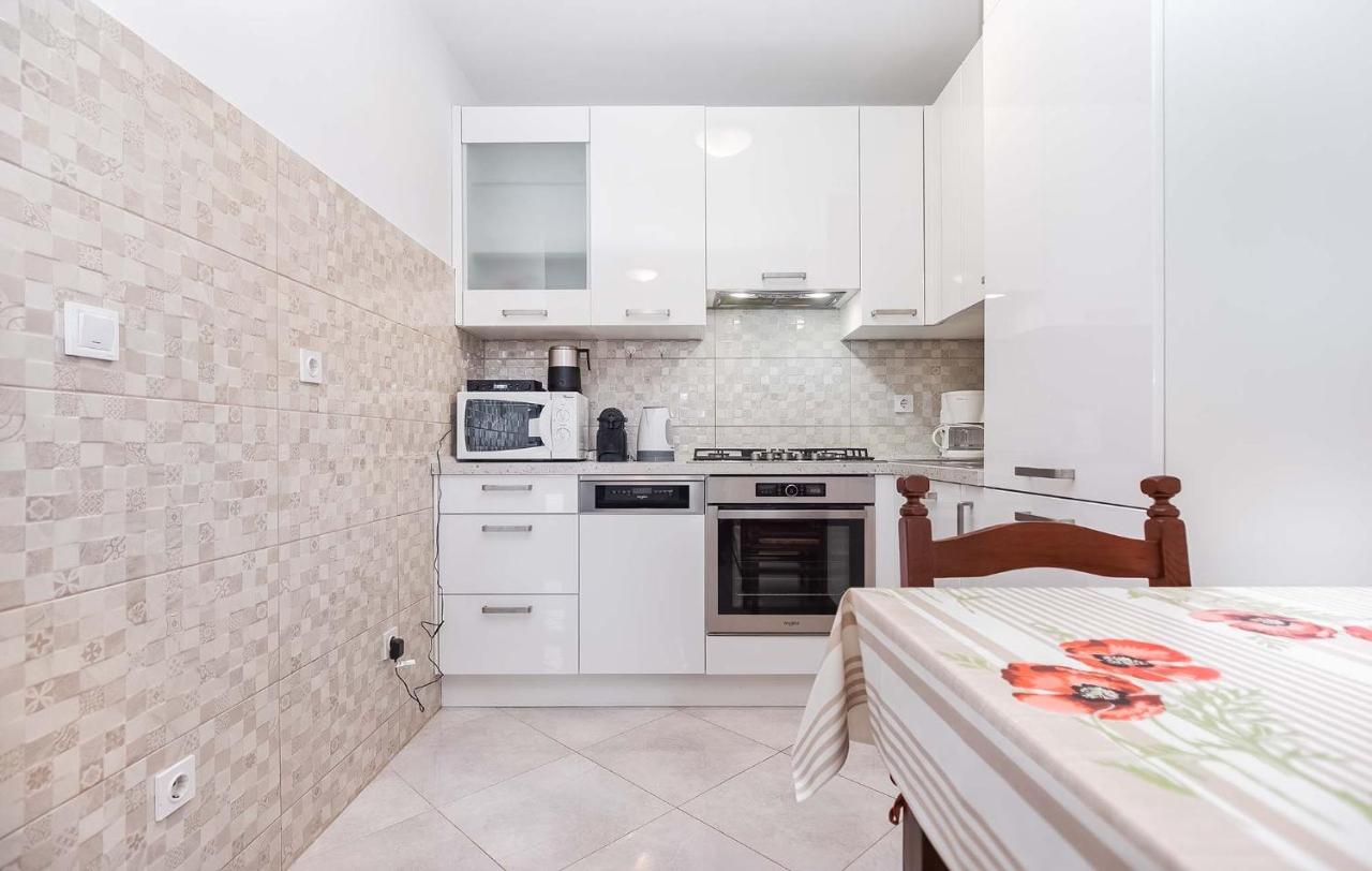 Rino Apartment Пореч Екстериор снимка